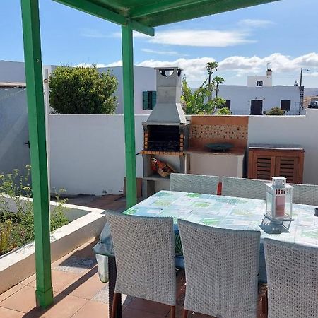 Casa Antonia Reyes, A La Sombra De Famara Lejlighed Munique Eksteriør billede