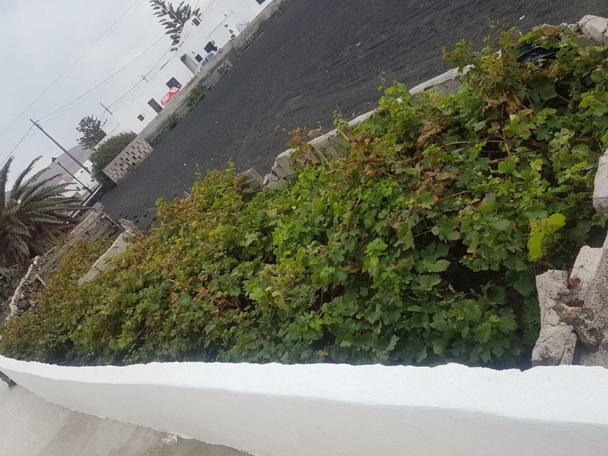 Casa Antonia Reyes, A La Sombra De Famara Lejlighed Munique Eksteriør billede